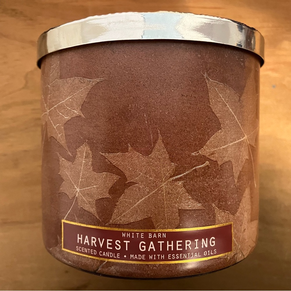 3 scented candles for fall